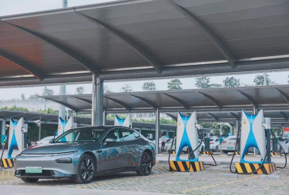 Xpeng's first supercharging station designed with new brand identity goes into operation