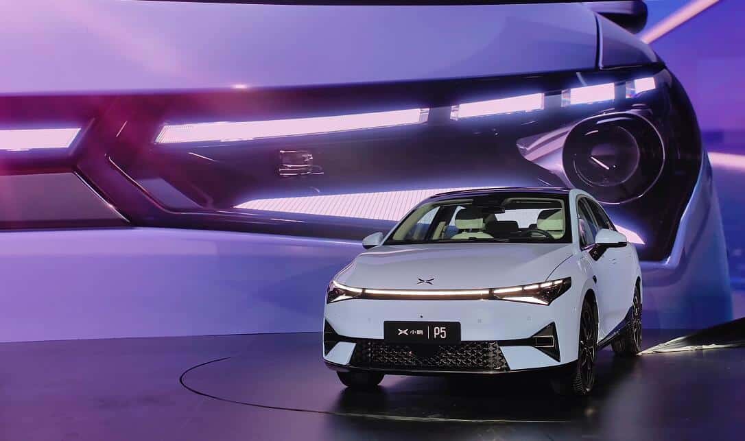 In rare move, Xpeng signs deal with China's second-largest auto dealer to expand sales