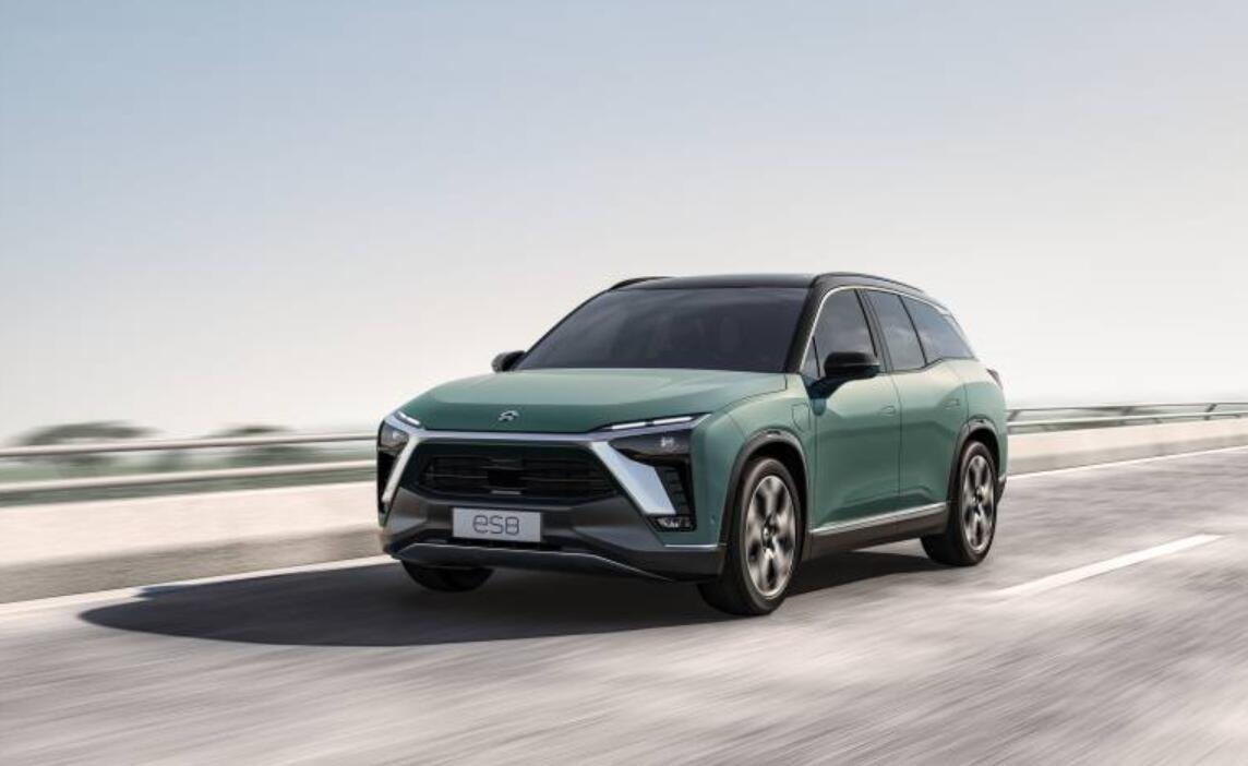 Nio's color of the year, Arctic Green, finally available on ES8
