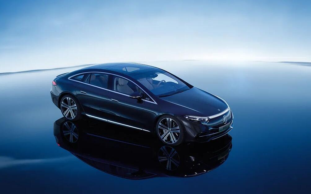Mercedes-Benz launches EQS to China with starting price 2.4 times that of Nio ET7