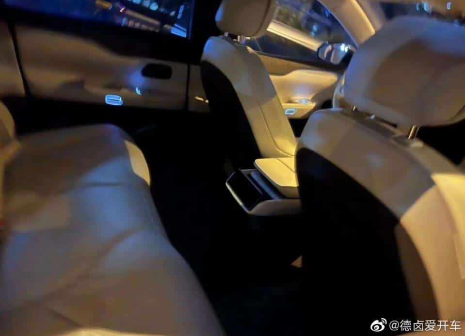 Nio sending ET7 show cars to stores in China