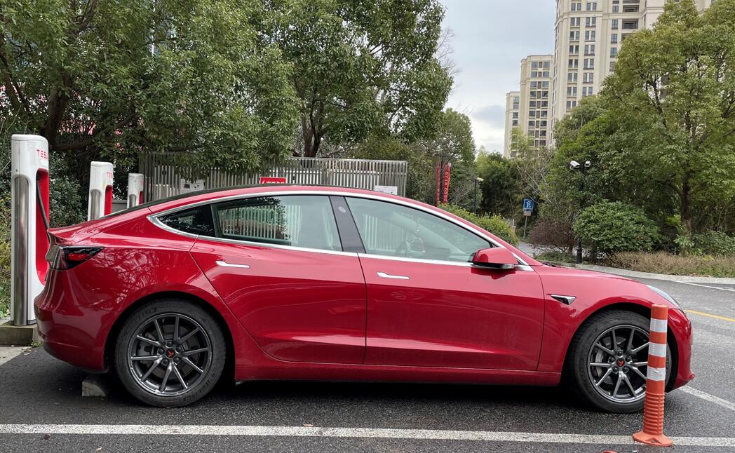 Tesla reportedly plans new Shanghai plant to increase annual capacity to 2 million vehicles