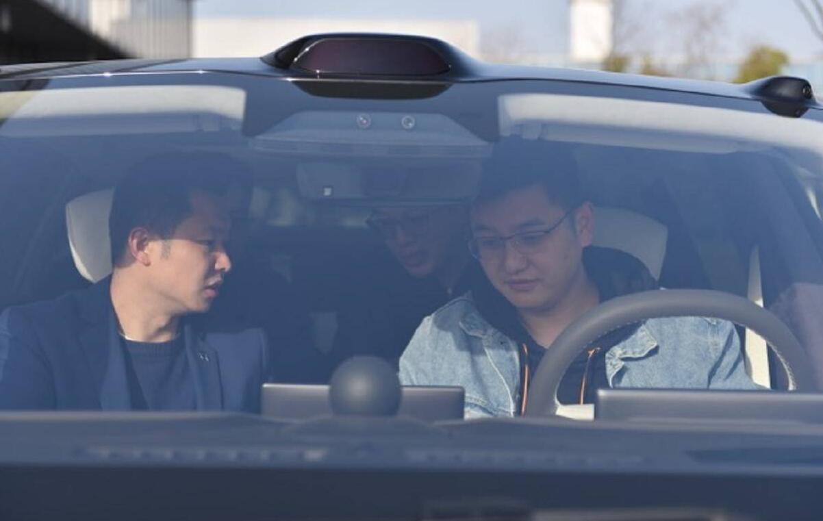 Nio ET7 test drives officially begin, first deliveries expected on March 28