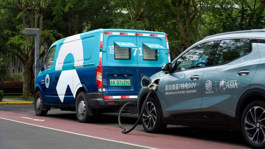 Nio provides charging service for EVs at Boao Forum venue
