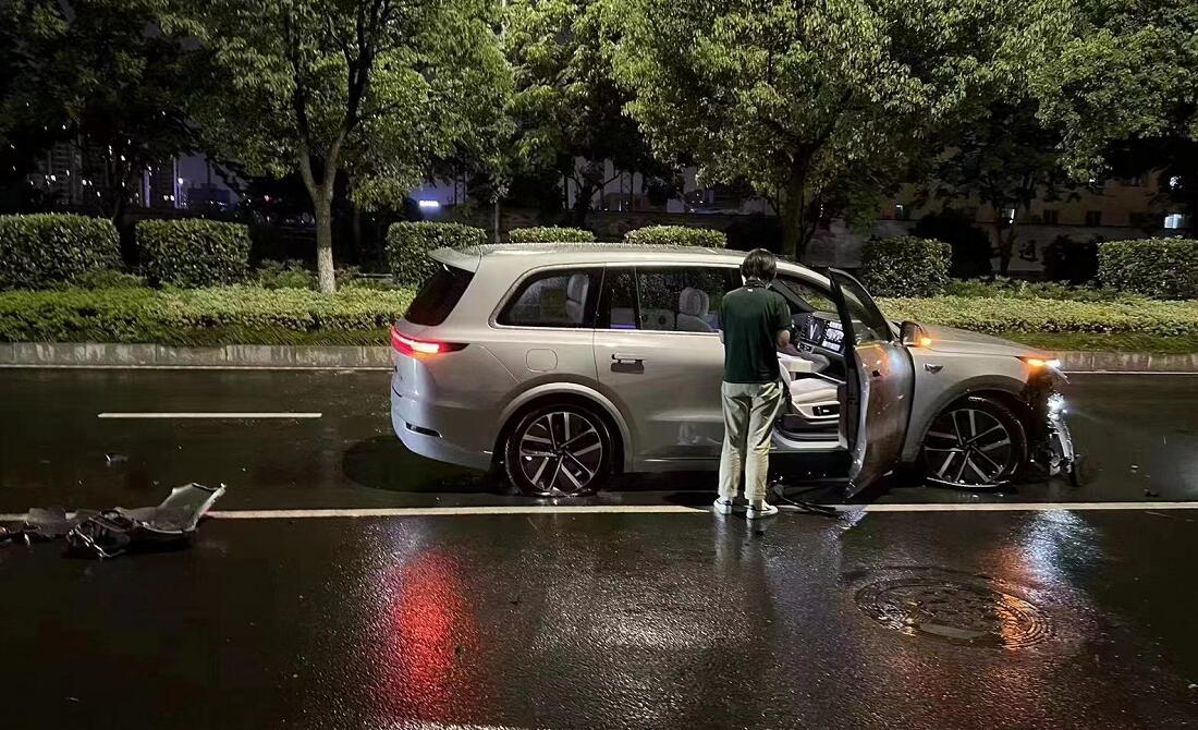 Li Auto comes back into spotlight with second Li L9 test car accident