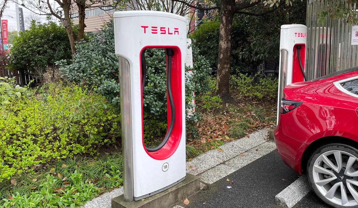 Tesla adds 43 Supercharger stations in Chinese mainland in Oct