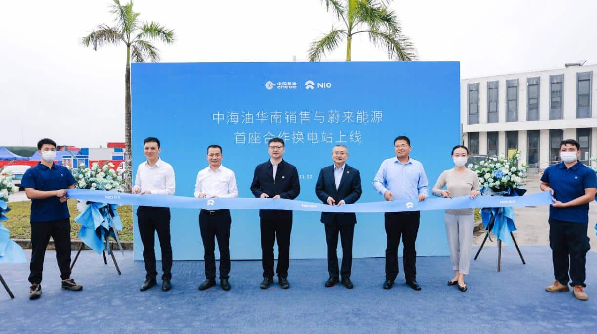 Nio partners with another oil giant in China to build swap stations