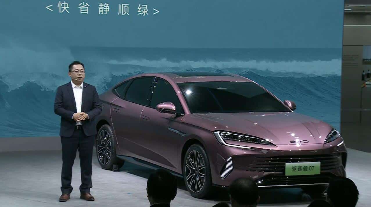 BYD unveils Song L concept SUV, Chaser 07 hybrid sedan at Shanghai auto show