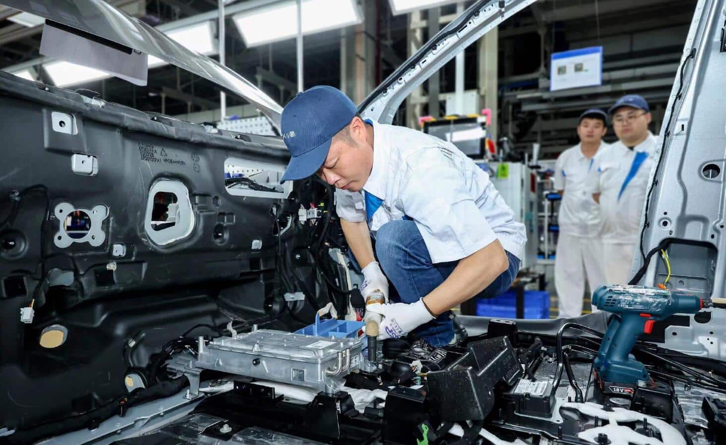 China NEV insurance registrations for week ending Jul 9: Li Auto 7,900, Tesla 3,200, Nio 3,100