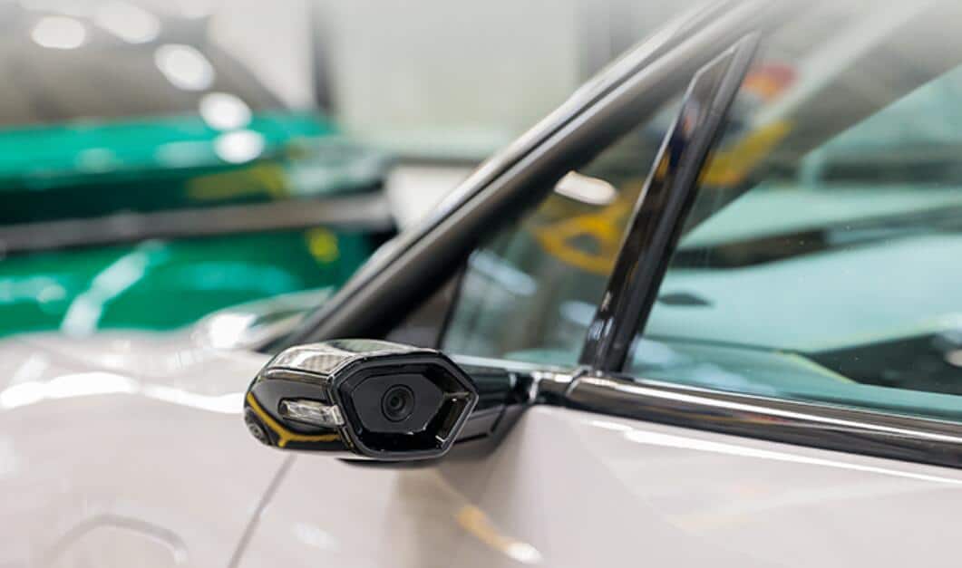 Lotus begins delivery of EVs equipped with digital rearview mirrors, becoming 1st to do so in China