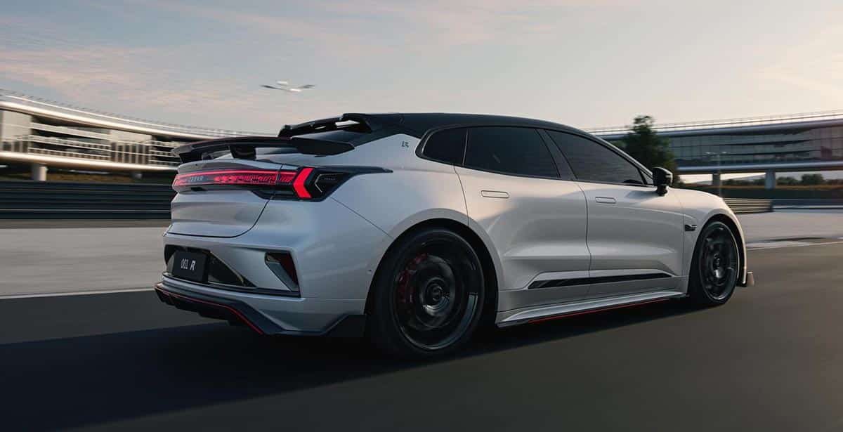 Zeekr unveils Zeekr 001 FR electric supercar, deliveries to begin in Oct