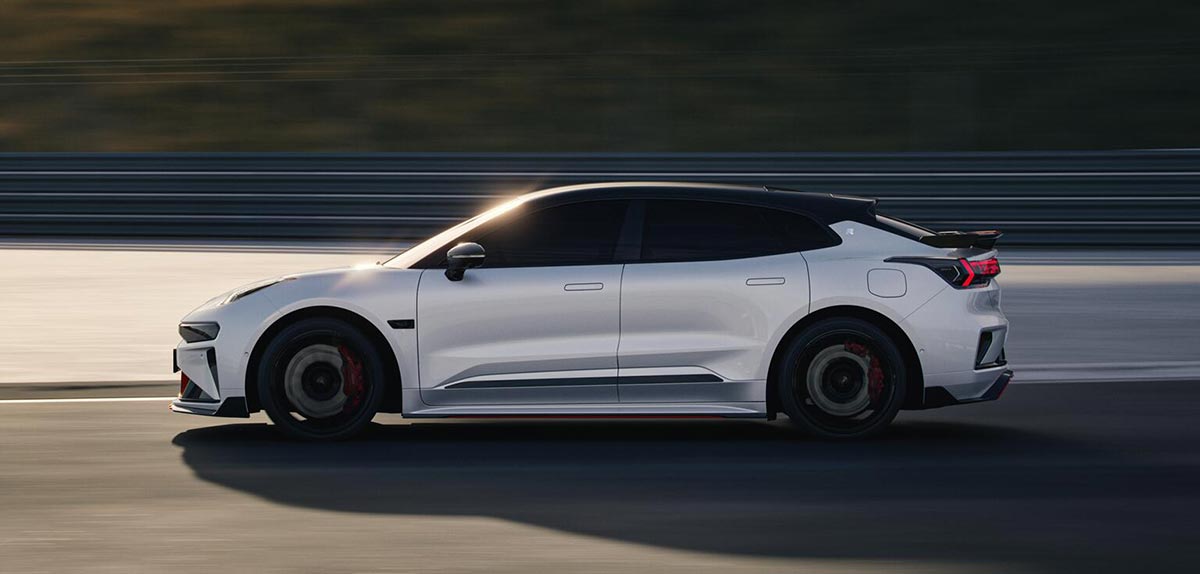 Zeekr unveils Zeekr 001 FR electric supercar, deliveries to begin in Oct