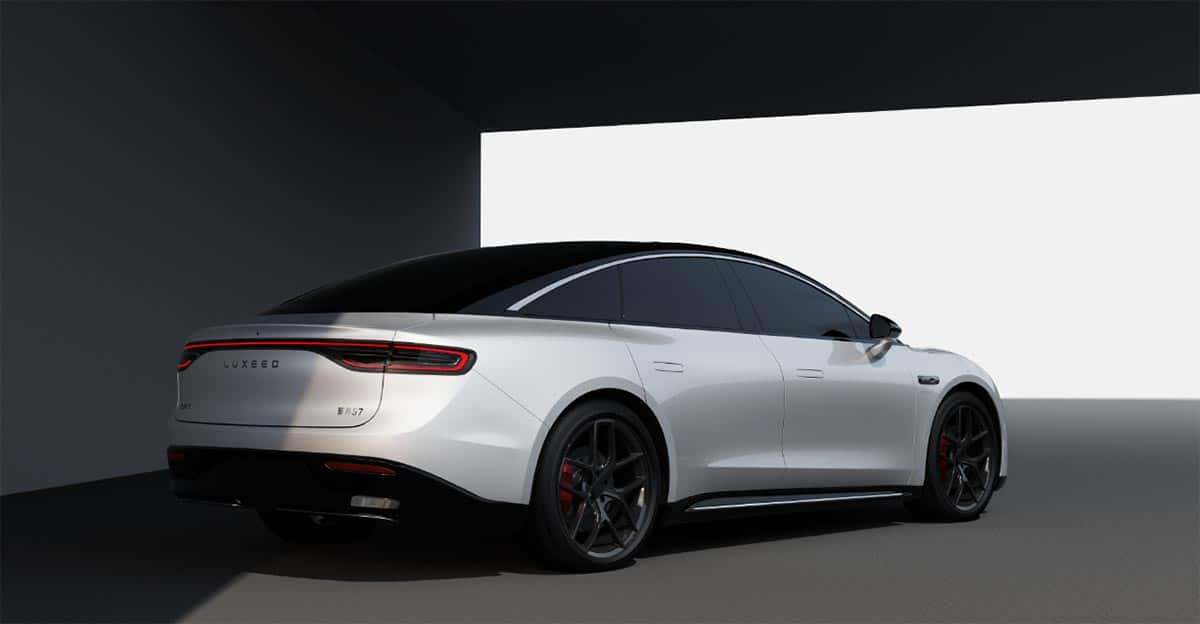 Luxeed S7 sedan jointly built by Huawei and Chery to be launched in Nov