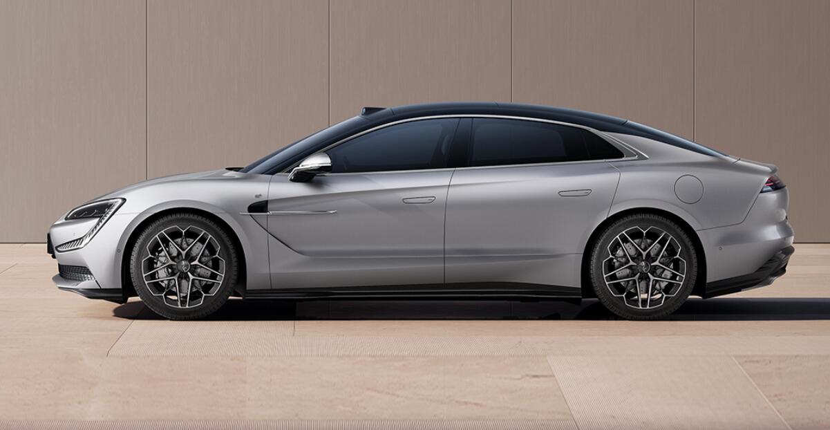 BYD Yangwang reveals more specs and images of U7 sedan