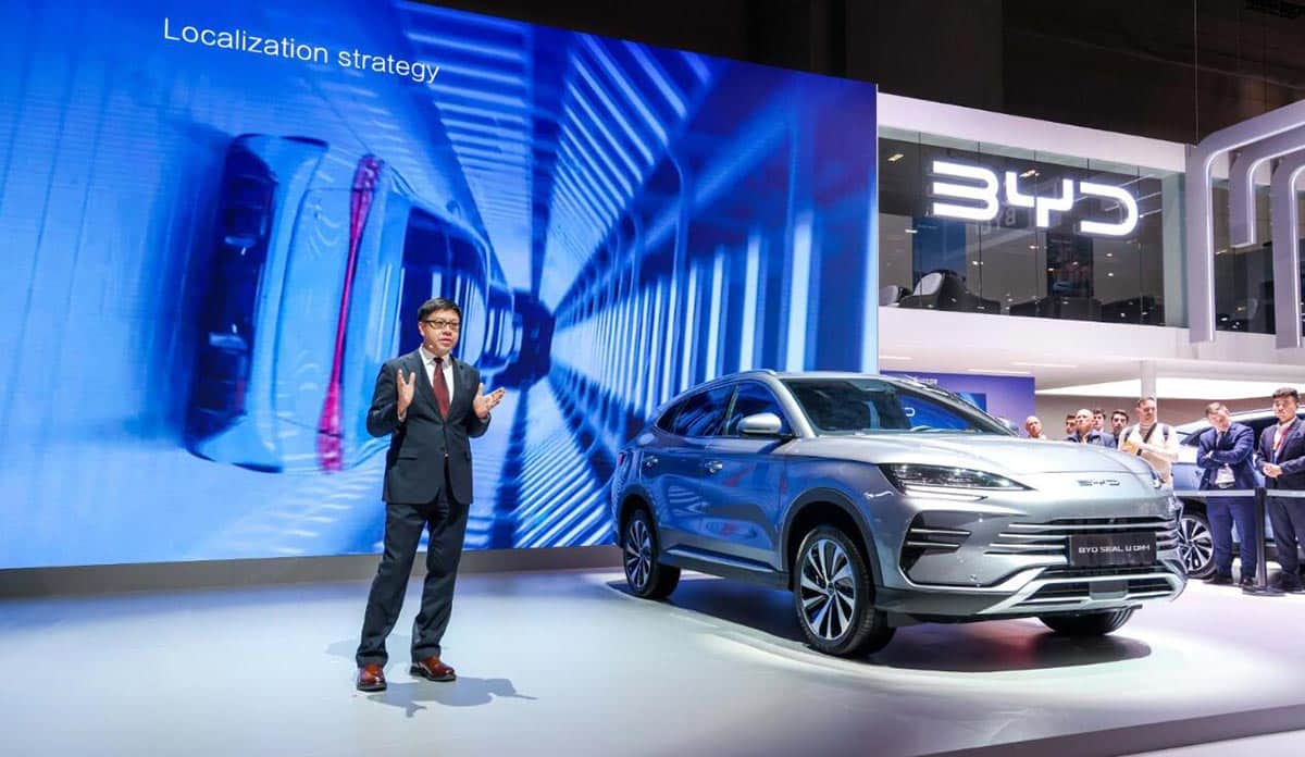 BYD showcases 8 models at Geneva auto show, Yangwang U8 makes European debut