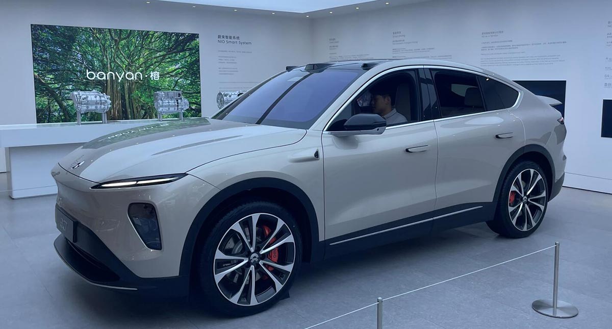 Nio says it has over 300,000 total smart driving users