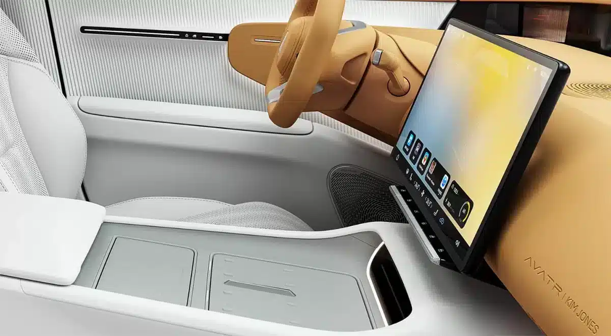 Avatr kicks off Avatr 012 pre-sales: Starts at ,110, limited to 700 units