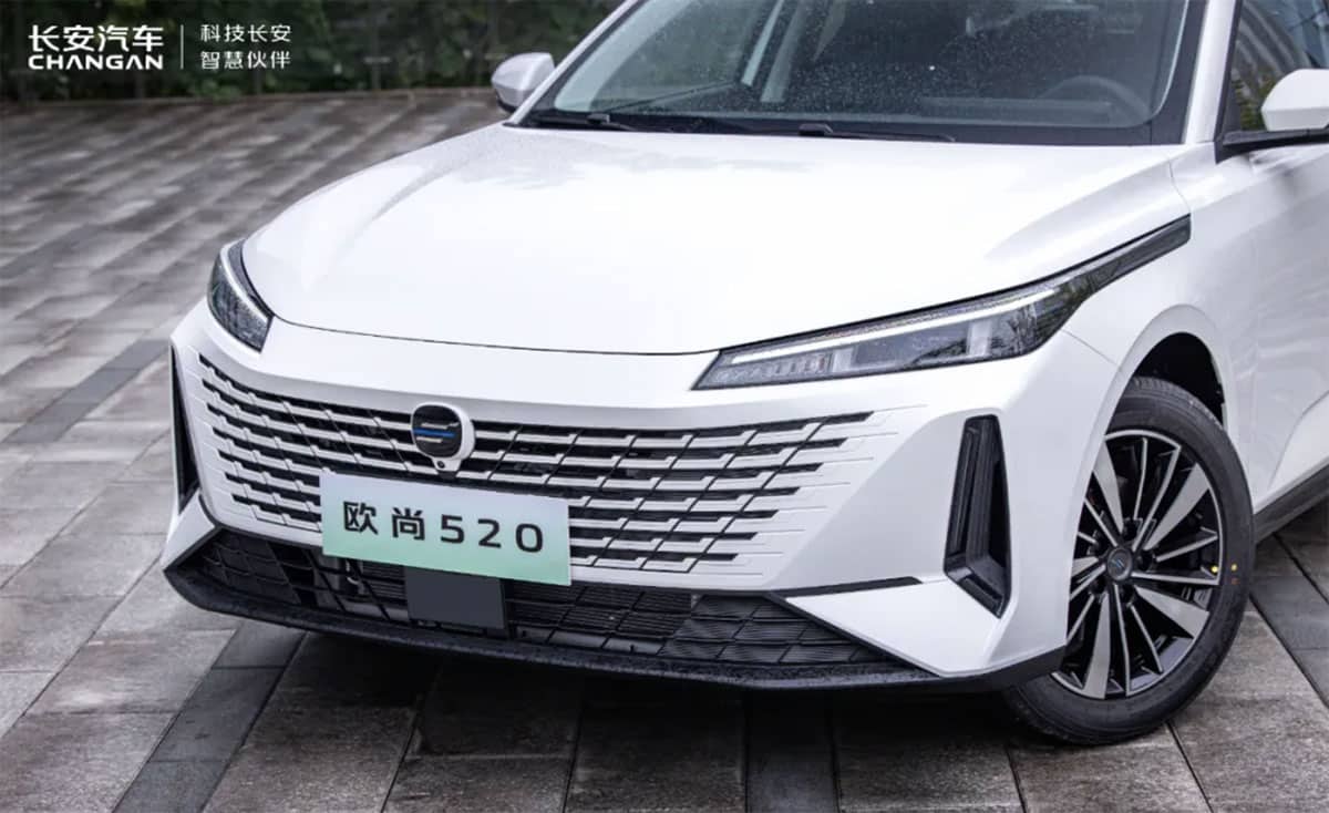 Changan, CATL partner to offer battery swap-enabled EVs for ride hailing market