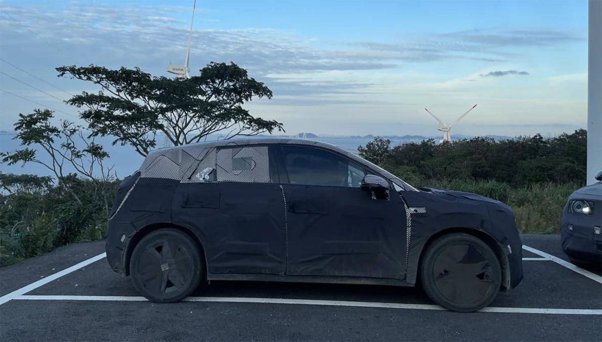 Nio Firefly: New spy shot shows body side