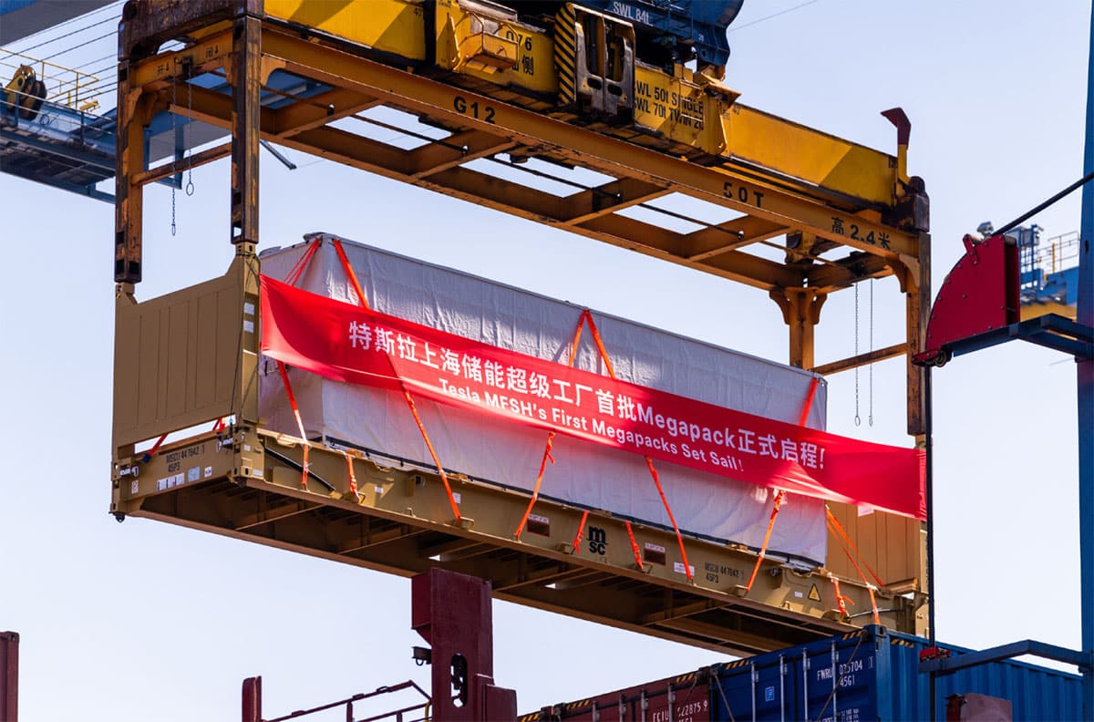 Tesla China ships 1st Megapacks produced at Shanghai Megafactory overseas