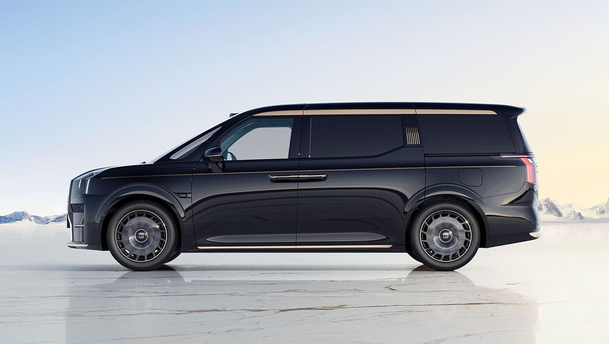 Zeekr launches 009 Grand Collector's Edition in bigger bet on luxury car market