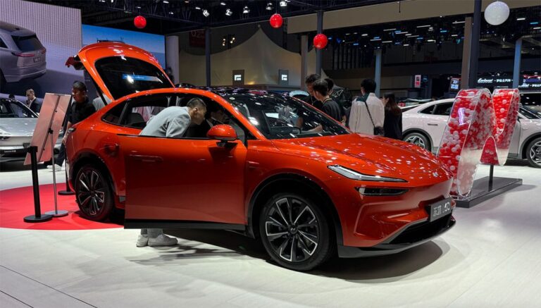 Nio's team shake-up reportedly continues for sales channel integration of Nio and Onvo brands