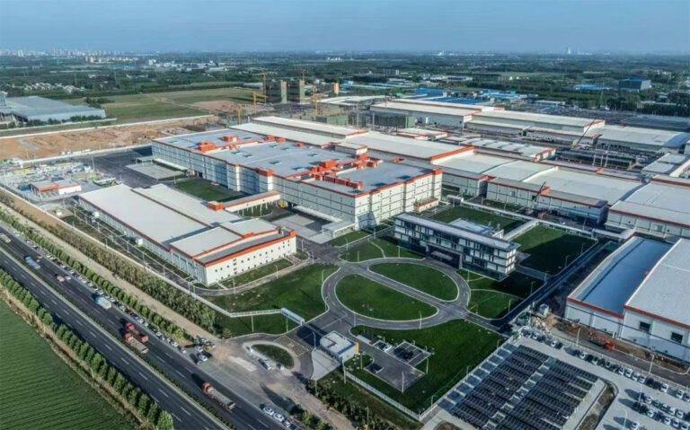 CATL's 1st battery base in northern China goes into production