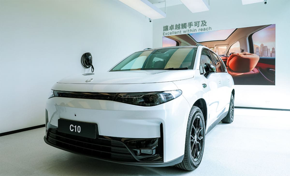 Leapmotor expands into Hong Kong, opens first local store