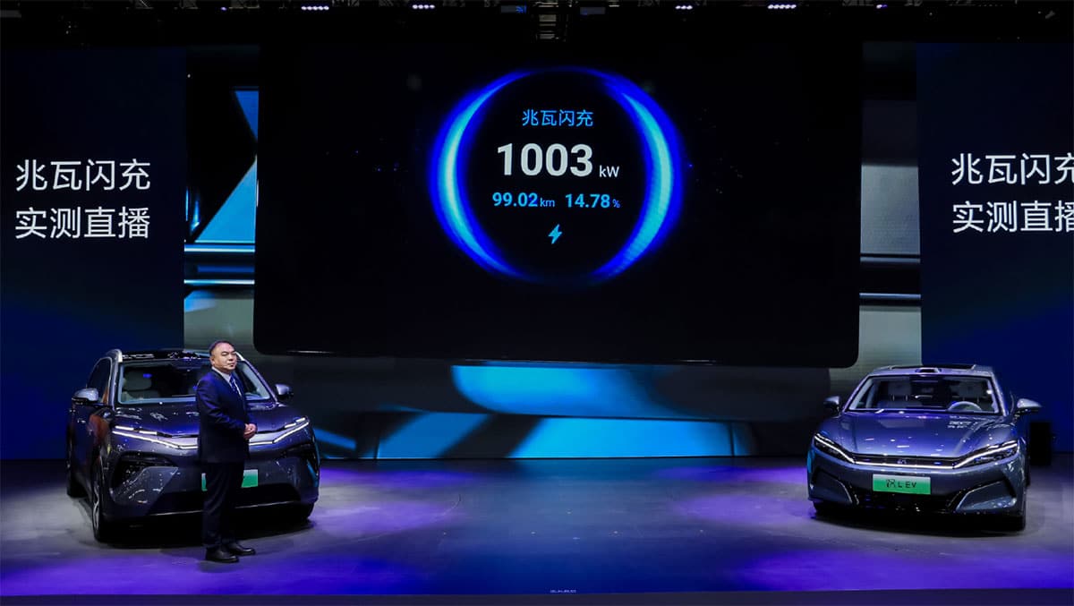 BYD partners with China's top 2 EV charger operators to build 1-MW ultra-fast chargers