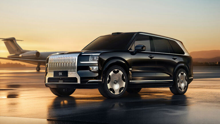 Zeekr unveils SEA-S hybrid platform, to start pre-sales of Zeekr 9X at end of Aug