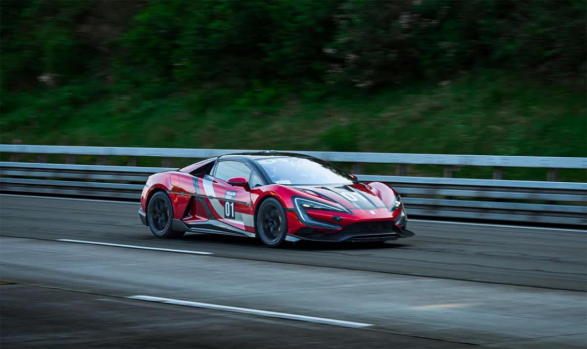 BYD Yangwang U9 test car sets global EV top speed record at 472.41 km/h