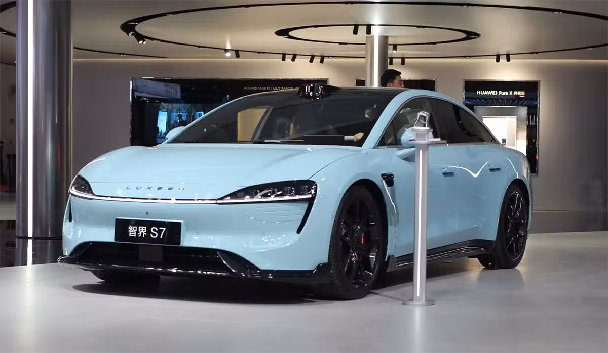 Huawei-backed Luxeed to switch to CATL batteries in some models due to CALB capacity constraints