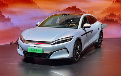 CAAM deputy secretary-general calls for China to phase out NEV tax incentives more gradually