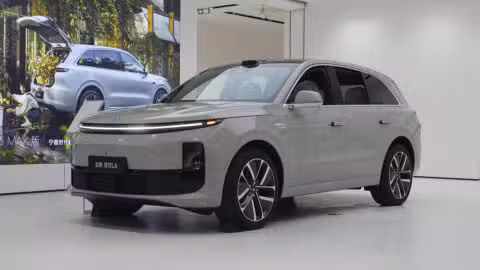 Li Auto to put its own M100 smart driving chip into cars starting in 2026