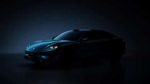 Huawei-backed Shangjie reveals exterior details of Z7 sedan in latest official images