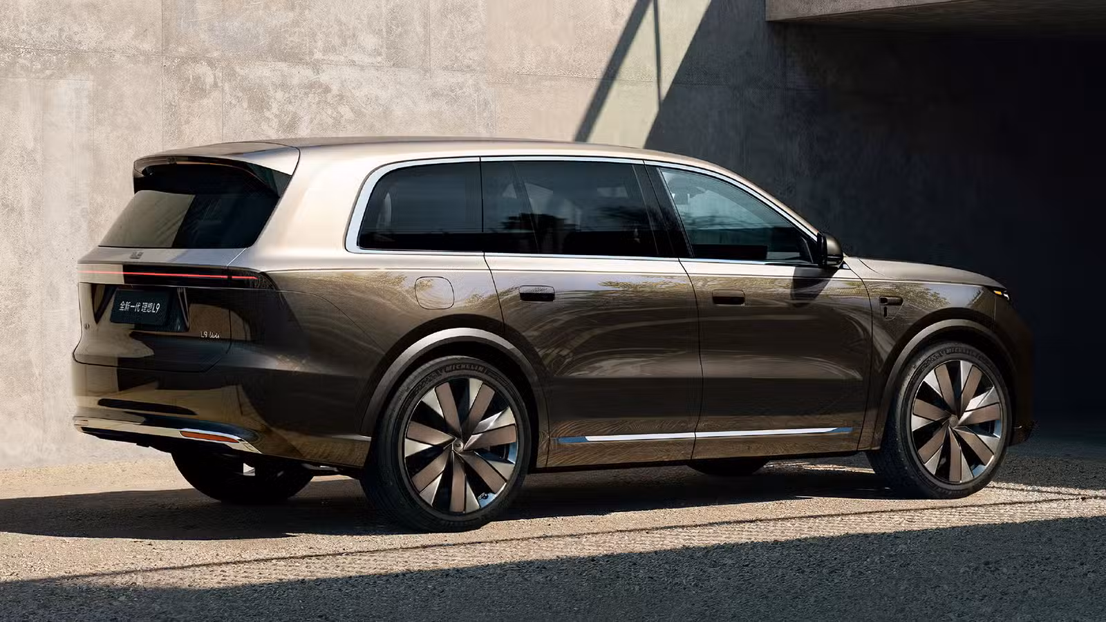 Li Auto unveils updated L9 SUV, with Livis variant priced significantly higher